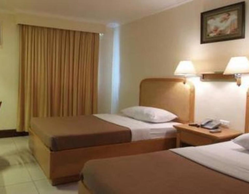 Diplomat Hotel Cebu Superior Twin